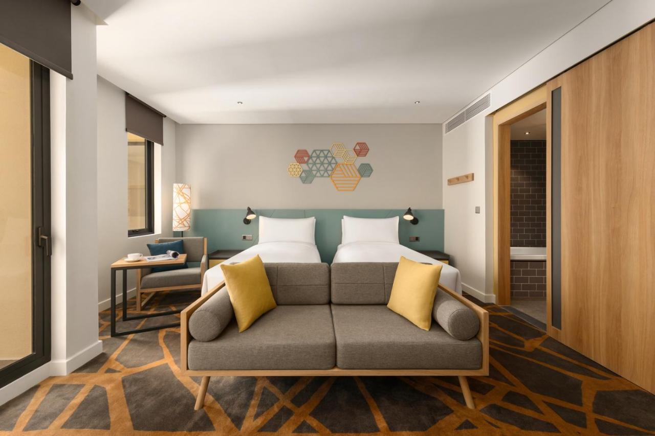 Hiive By Fusion Binh Duong - Vsip 1 Hotel Thuan An Eksteriør billede